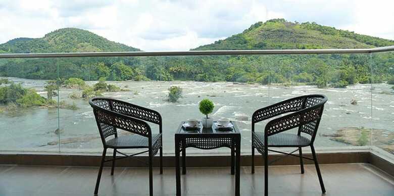 Hotel Athirapilly River Resort