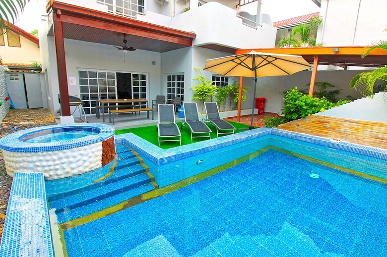 Grande Adam Pool Villa