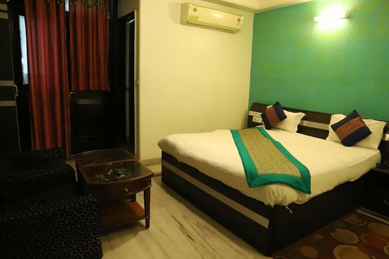 Airport Hotel Aerocity Inn