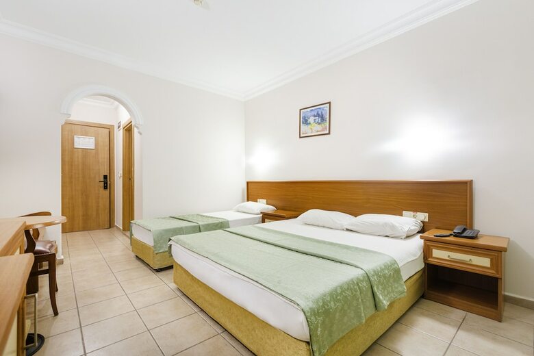 Alanya Beach Hotel