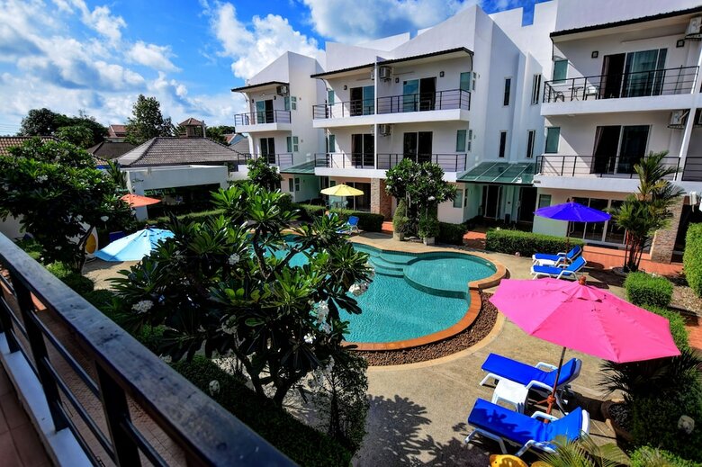 Hotel Pool Access 89 At Rawai