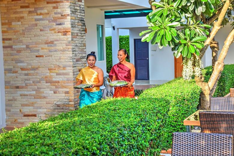 Hotel Pool Access 89 At Rawai