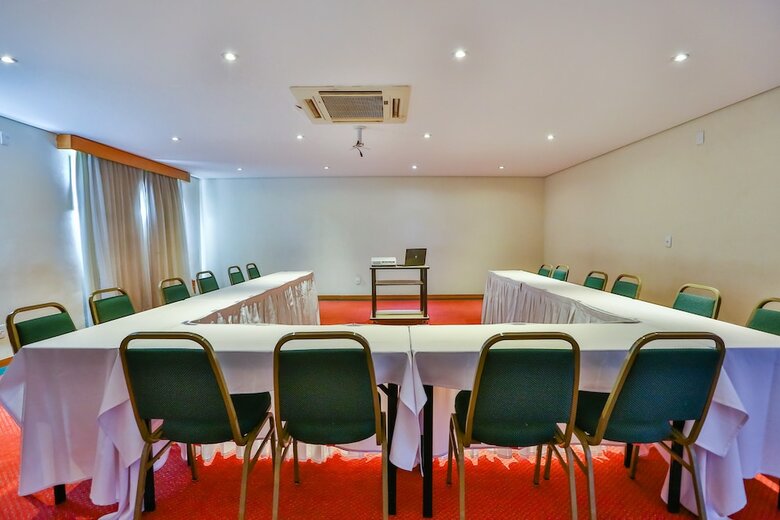 Hotel Red Roof Inn Jundia�