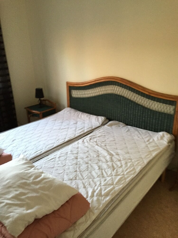 Hostal V�nhems Cafe & Vandrarhem