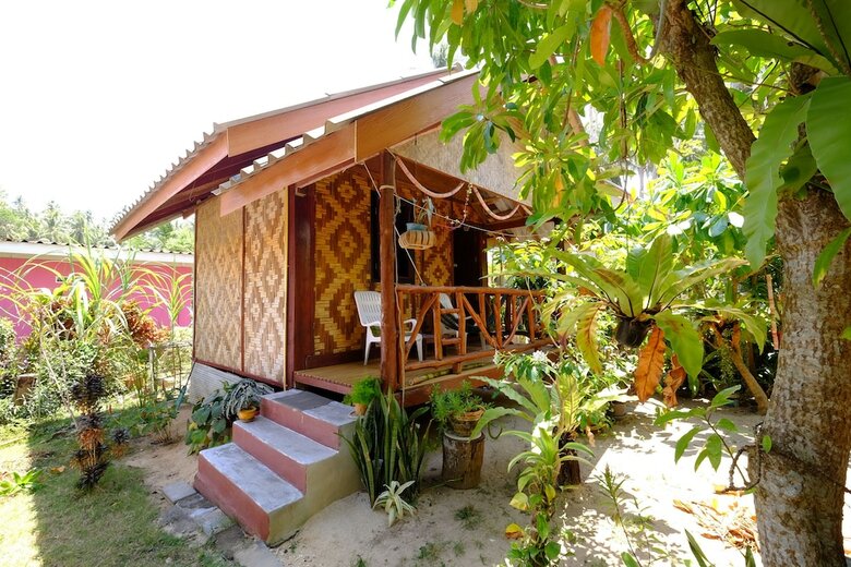 Hotel Bulan Bungalow Lanta