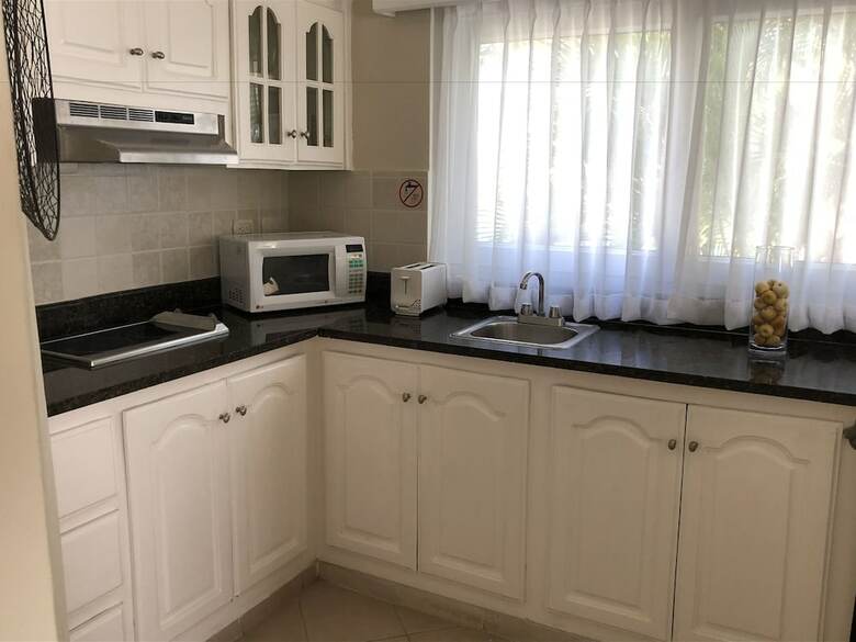 Hotel Lifestyle Kosher Crown Suites
