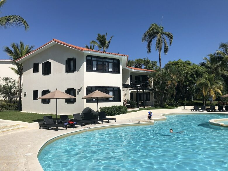 Hotel Lifestyle Kosher Crown Suites