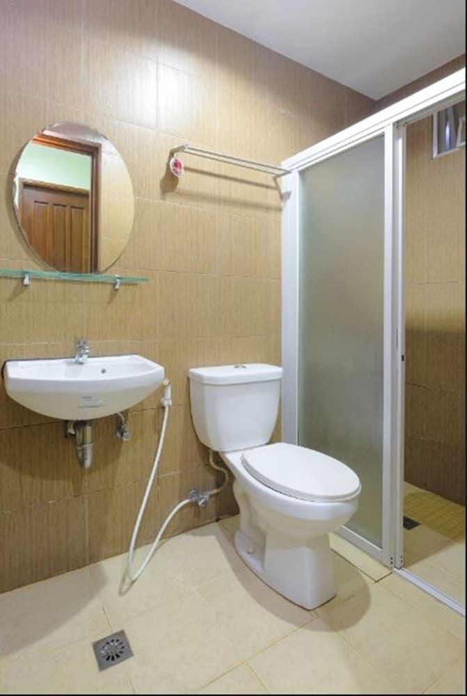 Japi Traveller's Hotel & Restaurant - Annex