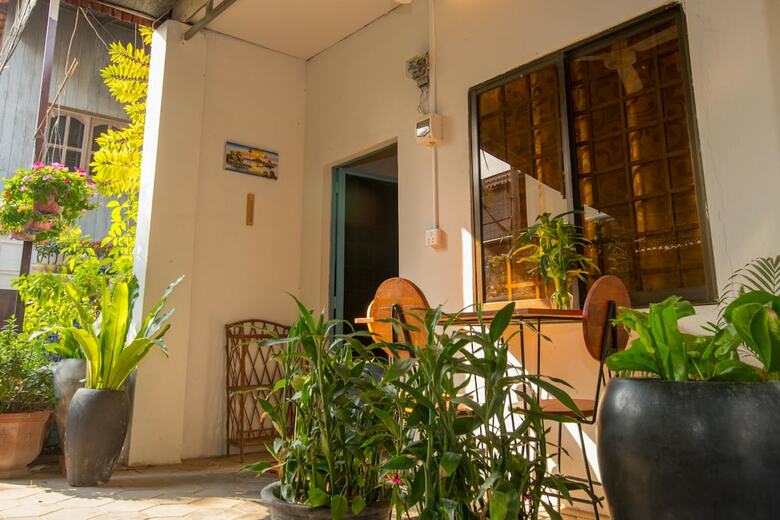 Hotel Prithy & Mutta House