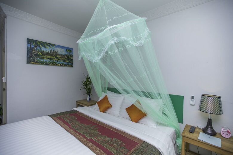 Hotel Prithy & Mutta House
