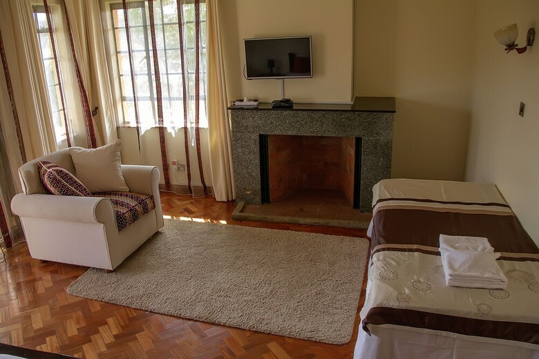 Hotel Orchid Homes
