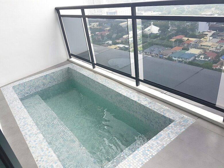 Lux Milano Residences Versace Makati