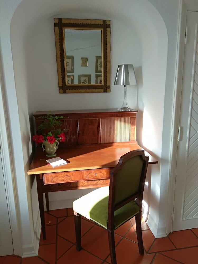 Bed & Breakfast Convento Inn And Artist Residencies