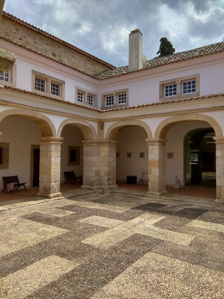 Bed & Breakfast Convento Inn And Artist Residencies
