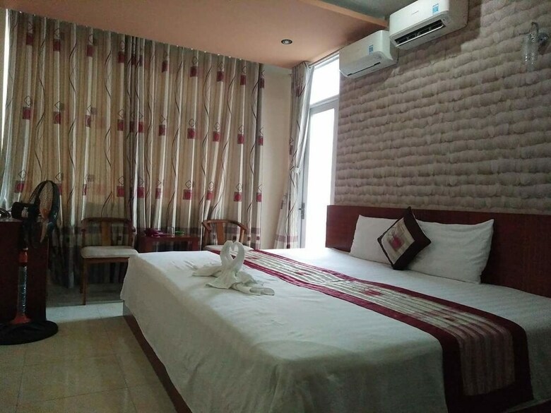 Huu Nguyen Hotel