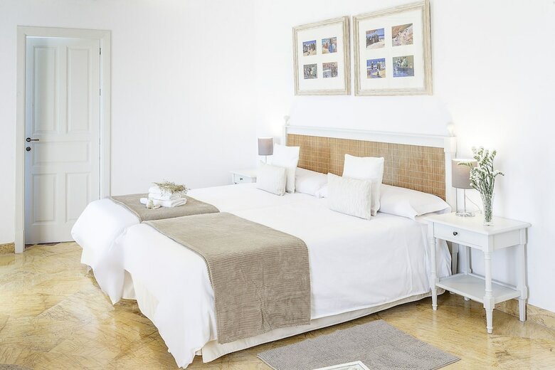 Hostal Hotel Gastron�mico La Bre�a
