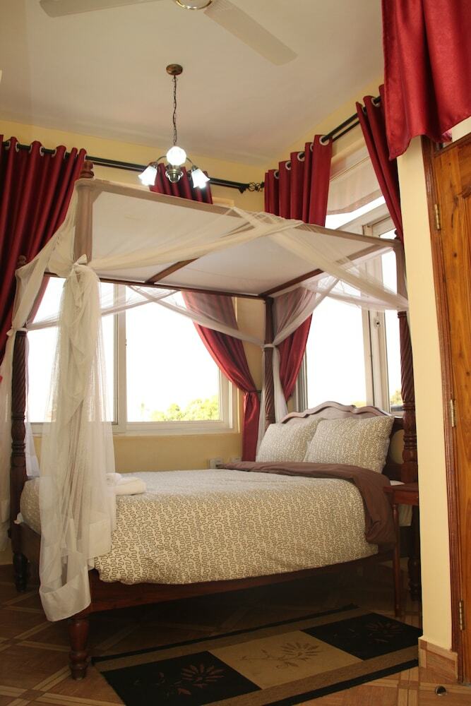 Bed & Breakfast East Point Hotel Moshi