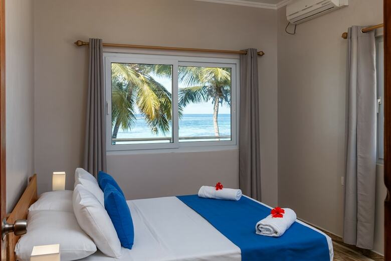 Apartamentos Shanaz Beachside Retreat