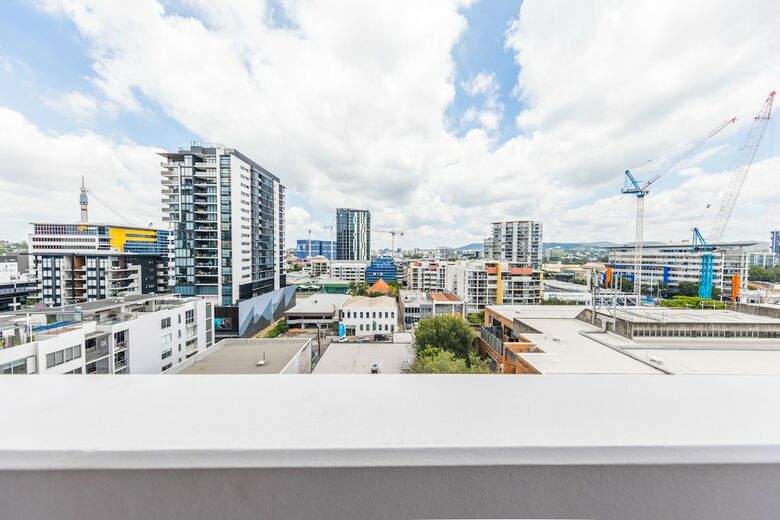 Homely Apartment In South Brisbane