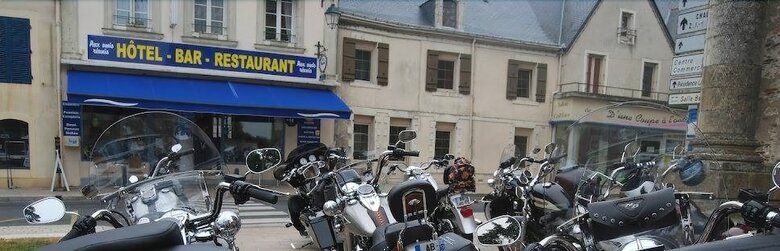 Hotel H�tel Aux Amis R�unis