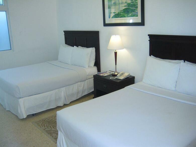 Hotel La Playita