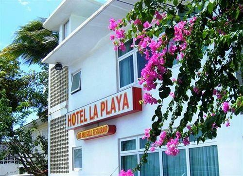 Hotel La Playita