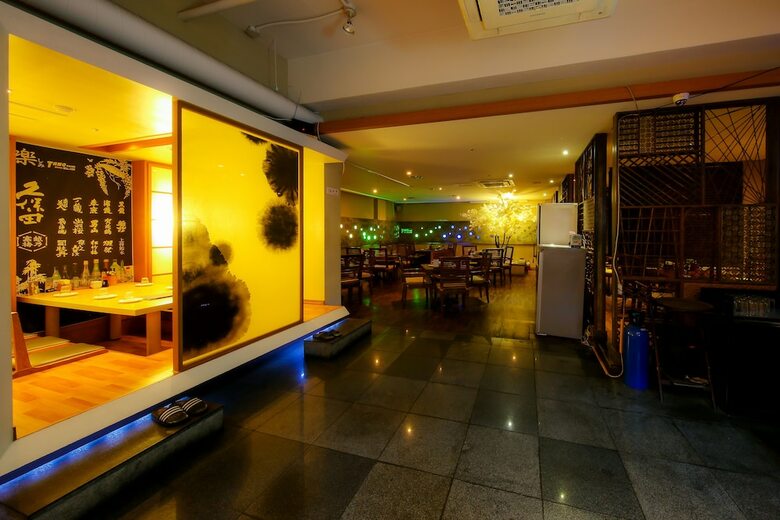 F&t Hotel