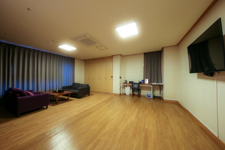 F&t Hotel