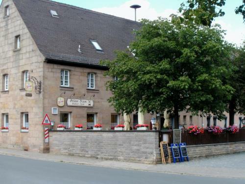 Hostal Gasthof Landhotel Gr�ner Baum