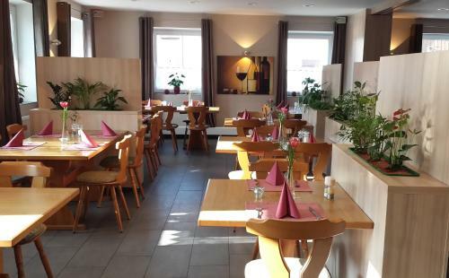 Hostal Gasthof Landhotel Gr�ner Baum