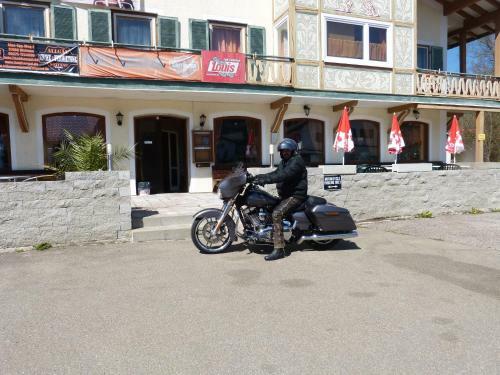 Helds Engel Hotel & Diner
