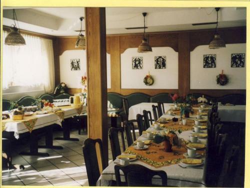 Hotel Gast- Und G�stehaus Simon
