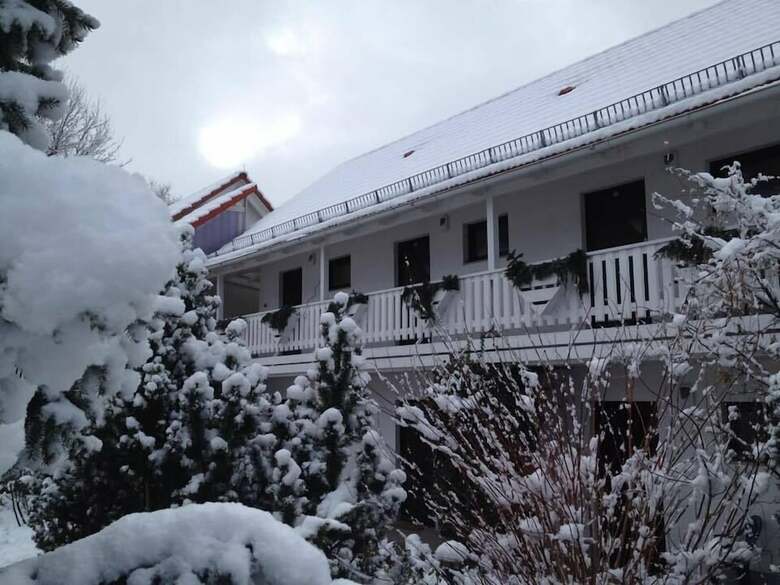 Hostal Pension Geranienhof
