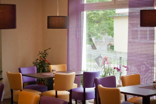 Hostal Cafe Hehrlich - Cafe, Pension & Mehr