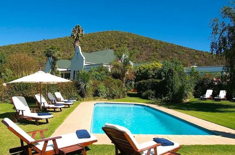 Bed & Breakfast Altes Landhaus Country Lodge
