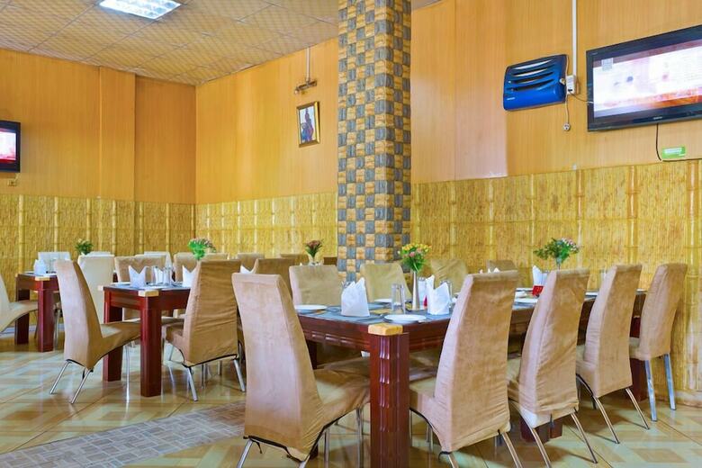 Nokras Riverine Hotel & Spa