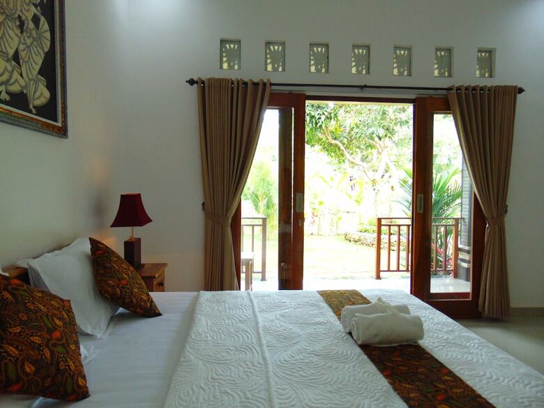 Hotel Arumanis Homestay