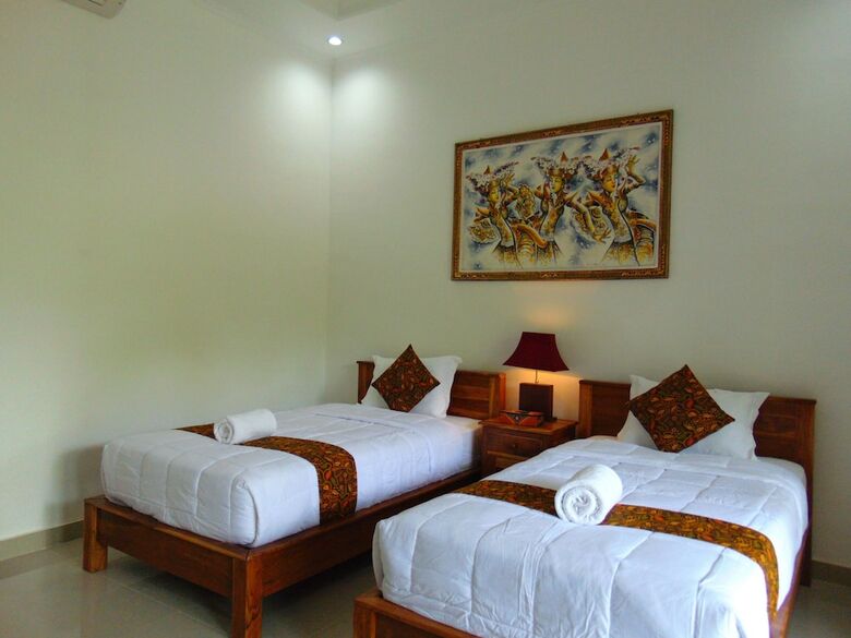 Hotel Arumanis Homestay