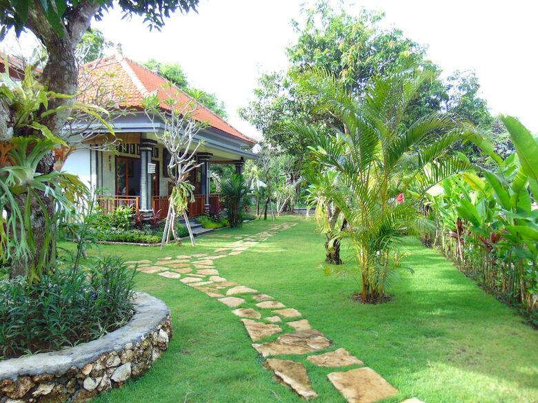 Hotel Arumanis Homestay