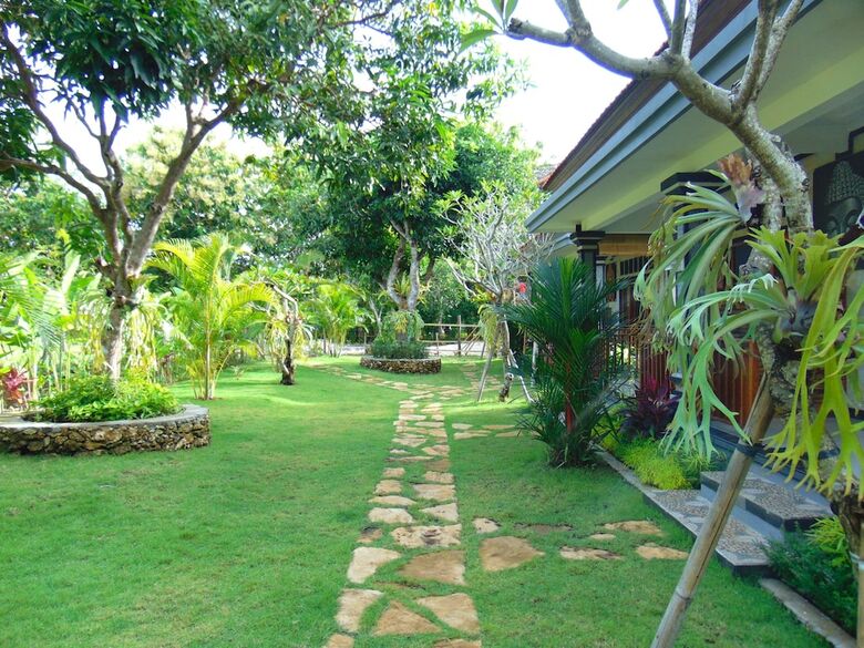 Hotel Arumanis Homestay