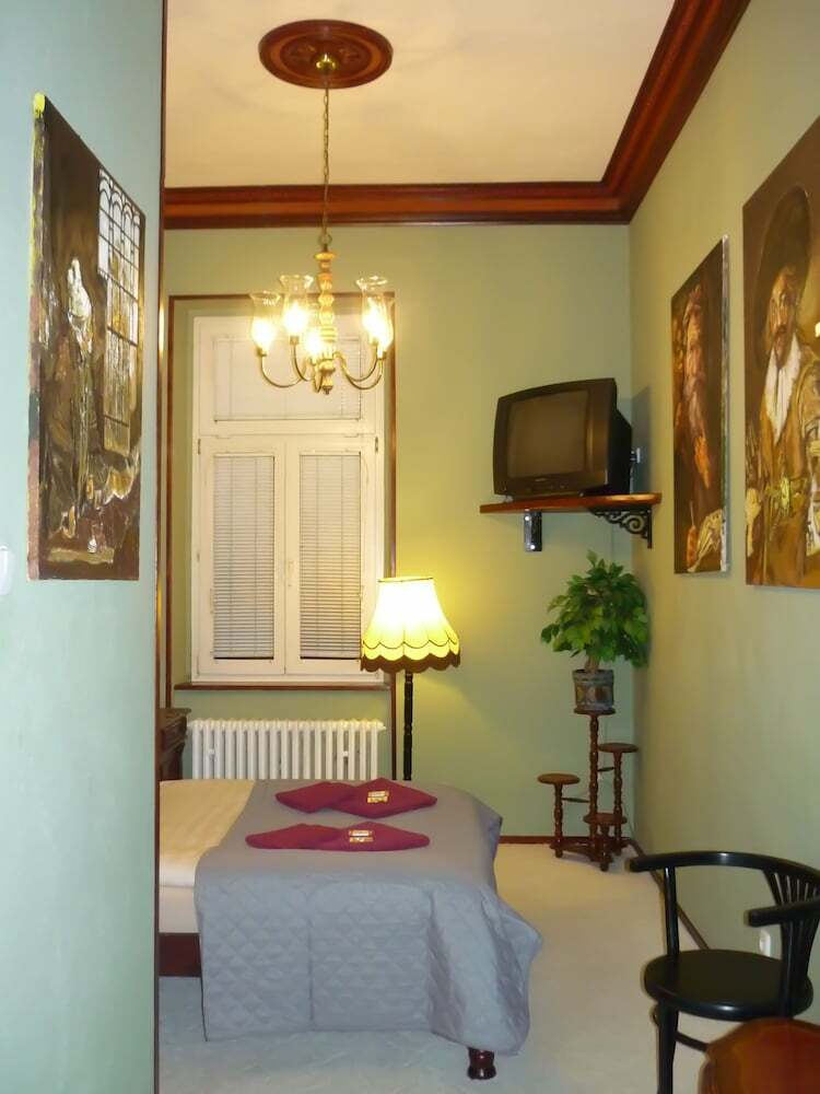 Hotel Cade