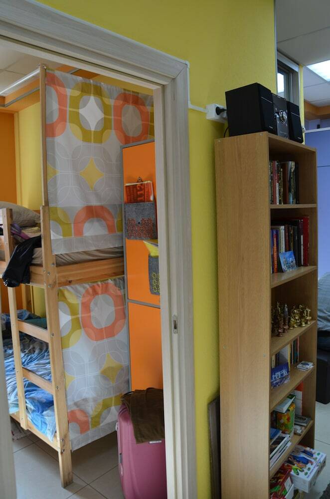 Hostal Hostel Zozh