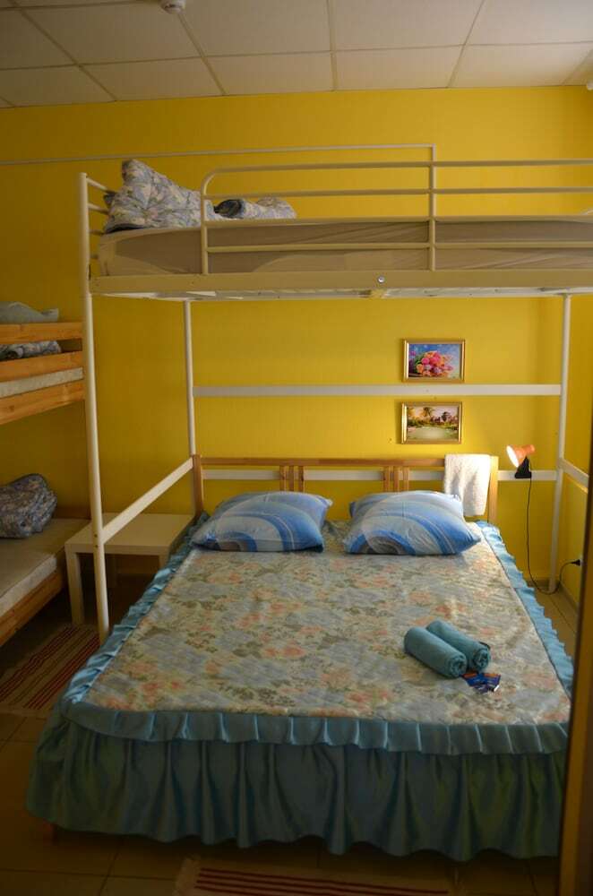 Hostal Hostel Zozh