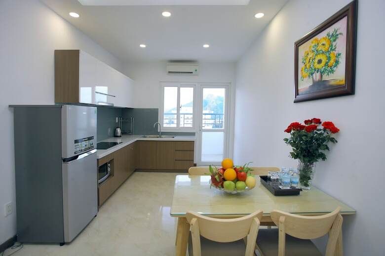 Mihaco Apartments And Hotel