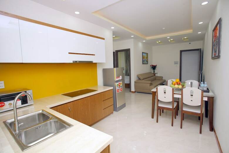 Mihaco Apartments And Hotel