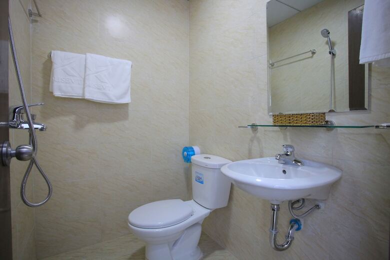 Mihaco Apartments And Hotel