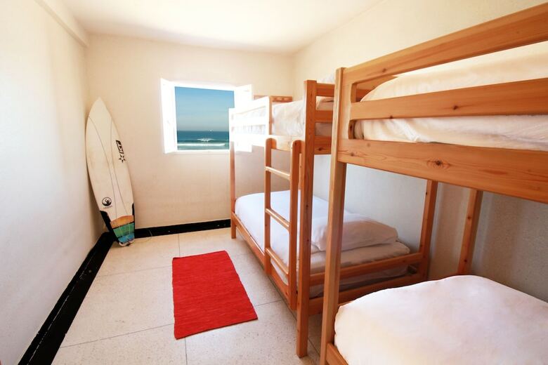 Hotel Blue Waves Surf House