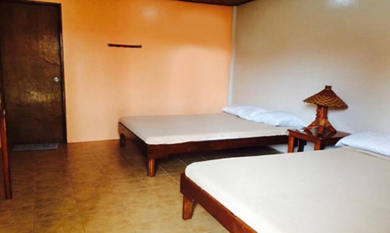 Hotel Canoe Beach Resort