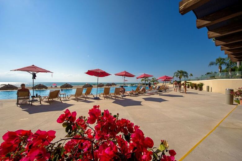 24th Floor Beachfront 1 Bedroom