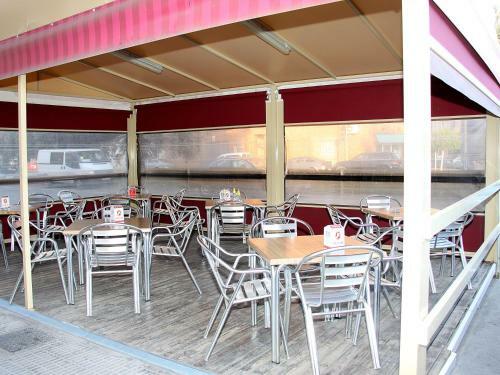 Hostal La Mas�a